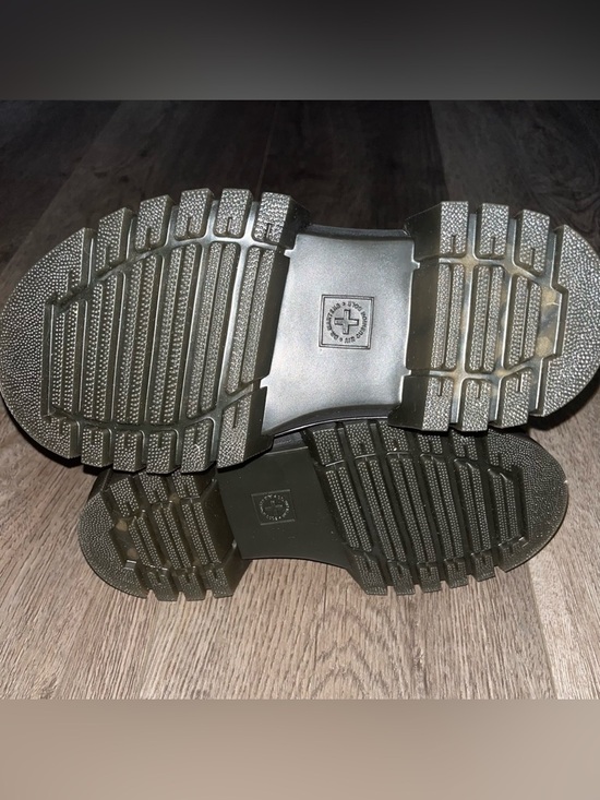 NWT Dr. Martens Ricki Leather 3-Strap Platform Sandals Size 7 - Picture 8 of 8